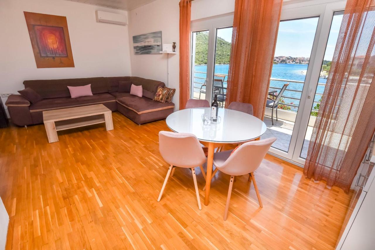 Apartment Bosiljka Рогозница Екстериор снимка